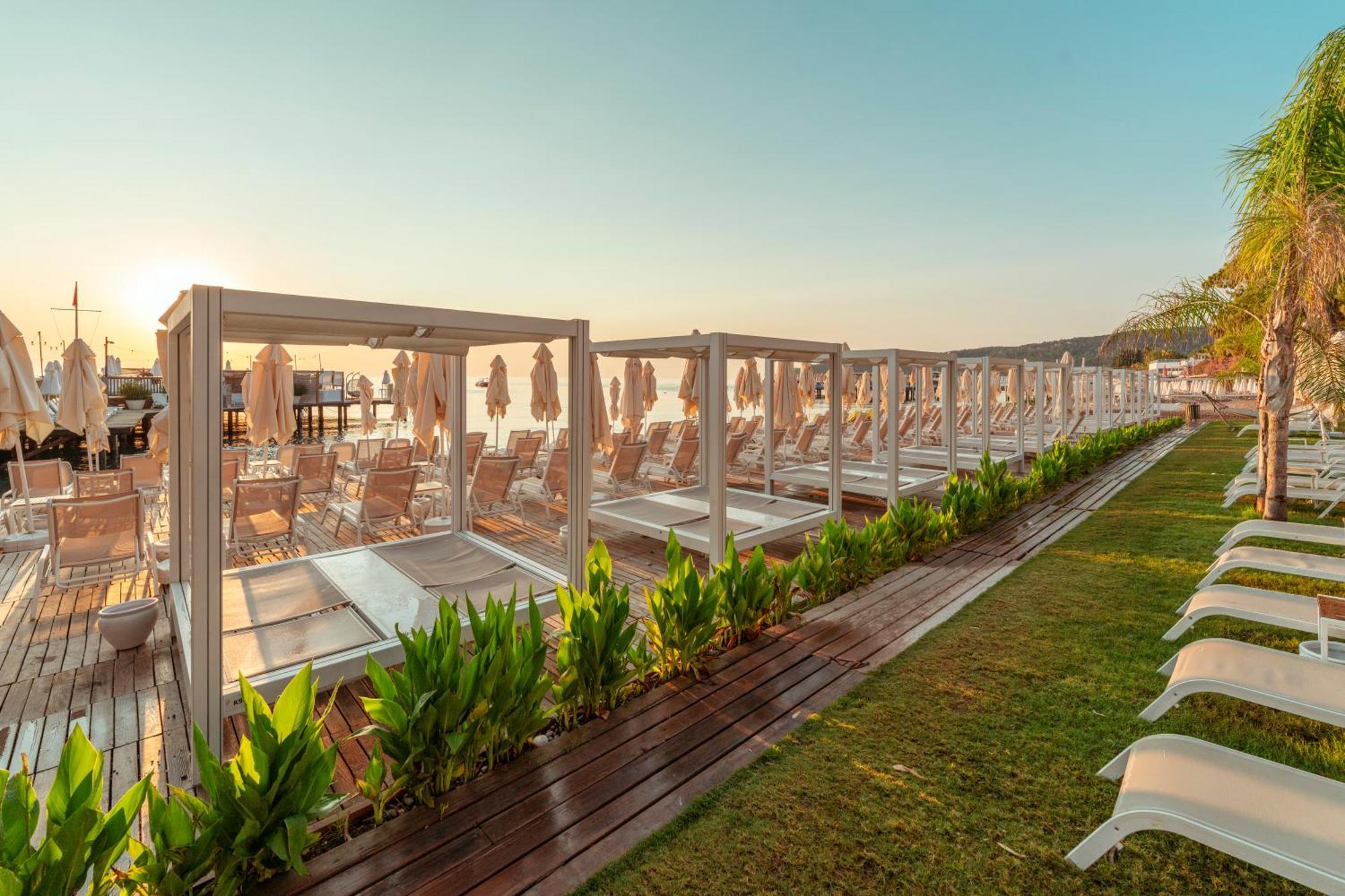 Doubletree By Hilton Antalya-Kemer All-Inclusive Resort Exteriör bild